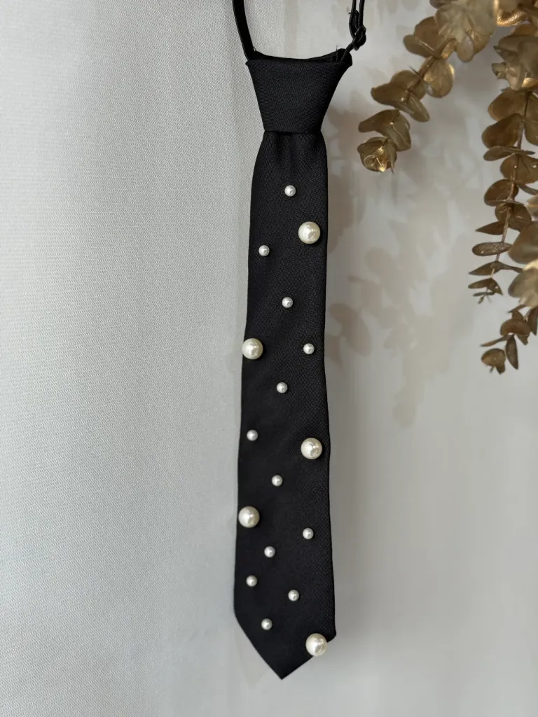 Pearl & Crystal Tie #2