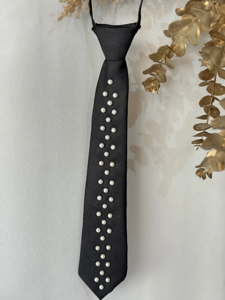 Pearl & Crystal Tie #3