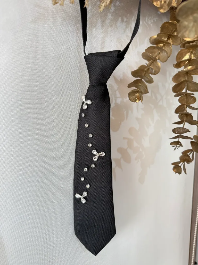Pearl & Crystal Tie #4