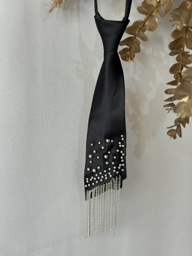 Pearl & Crystal Tie #6