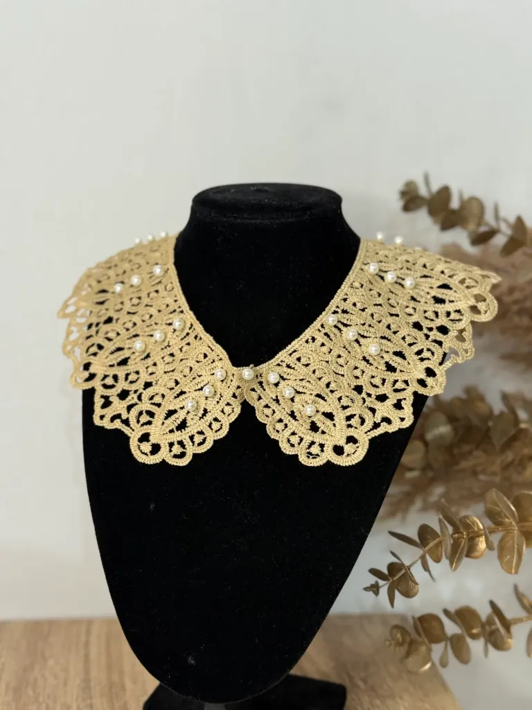 Crochet Lace Neckpiece